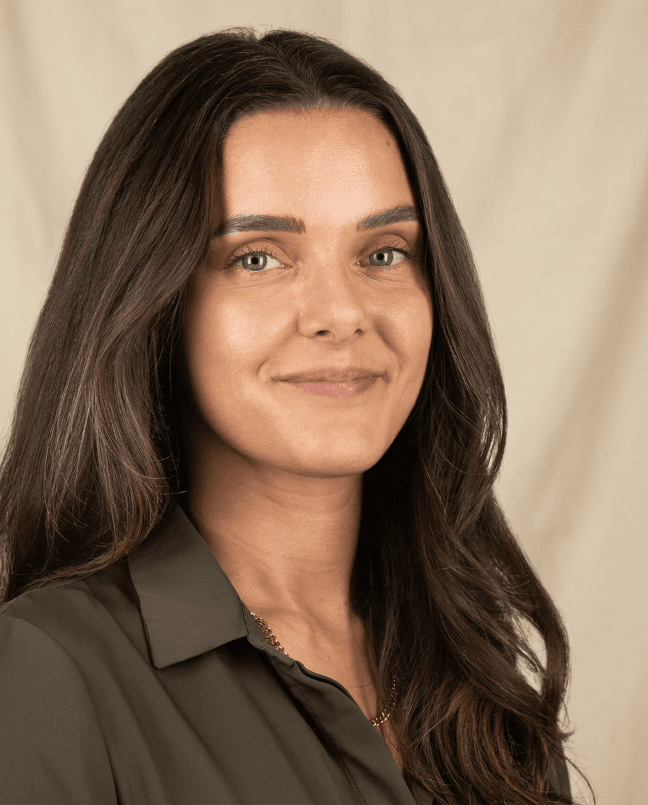 Maude Simone, consultora comercial B2B de El Hustle